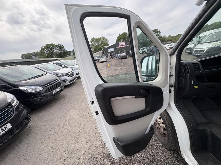 2015 Peugeot Boxer – Model: Boxer 335 Professional L3H2 HDi – GK15WOX