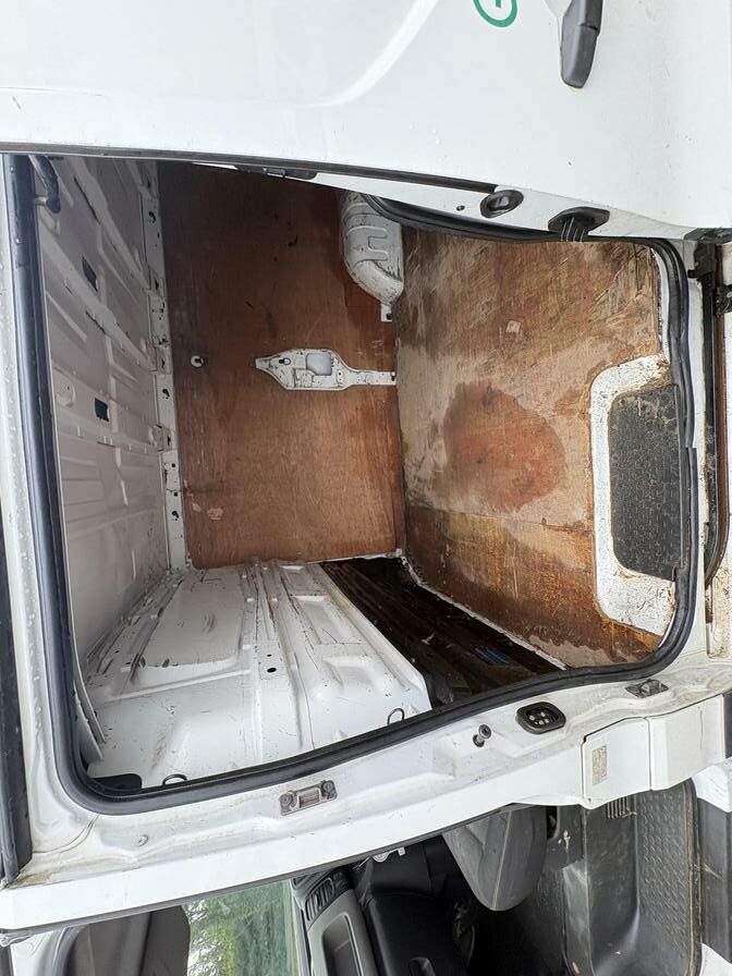 2015 Renault Trafic – Model: Trafic LL29 Business dCi – HV15PXL