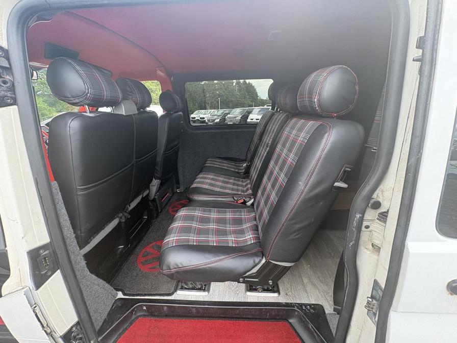 2006 Volkswagen Transporter – Model: Transporter T30 104 TDI LWB – BW55RDY