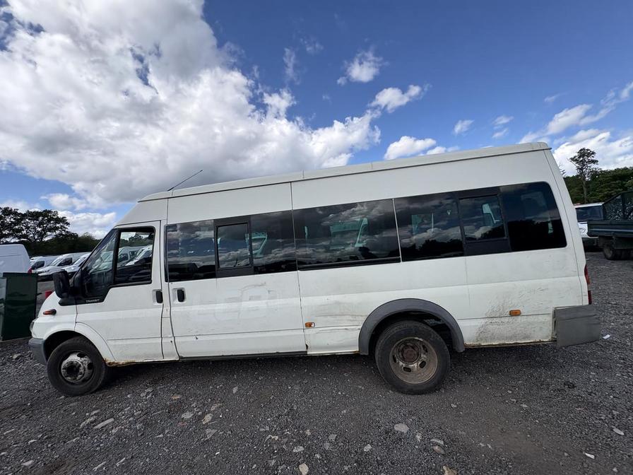 2006 Ford Transit – Model: Transit Minibus – NC55AFA