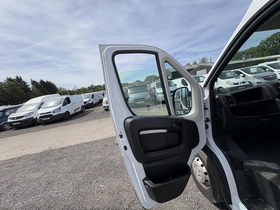 2022 Peugeot Boxer – Model: Boxer 435 Professional L4H3 BHDi – FV22VEW
