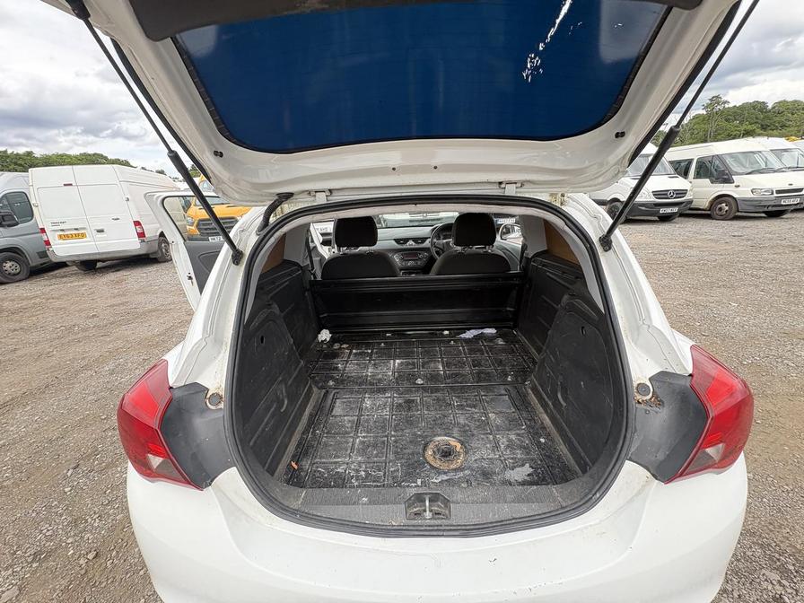 2017 Vauxhall Corsa – Model: Corsa CDTi S/S – MA17CTK