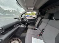 2022 Vauxhall Combo – Model: Combo 2300 Sportive TD – OV22URP