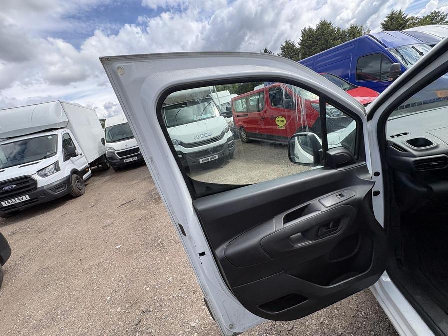 2021 Citroen Berlingo – Model: Berlingo 1000 Enterprise Blue HDi – EX21UHD