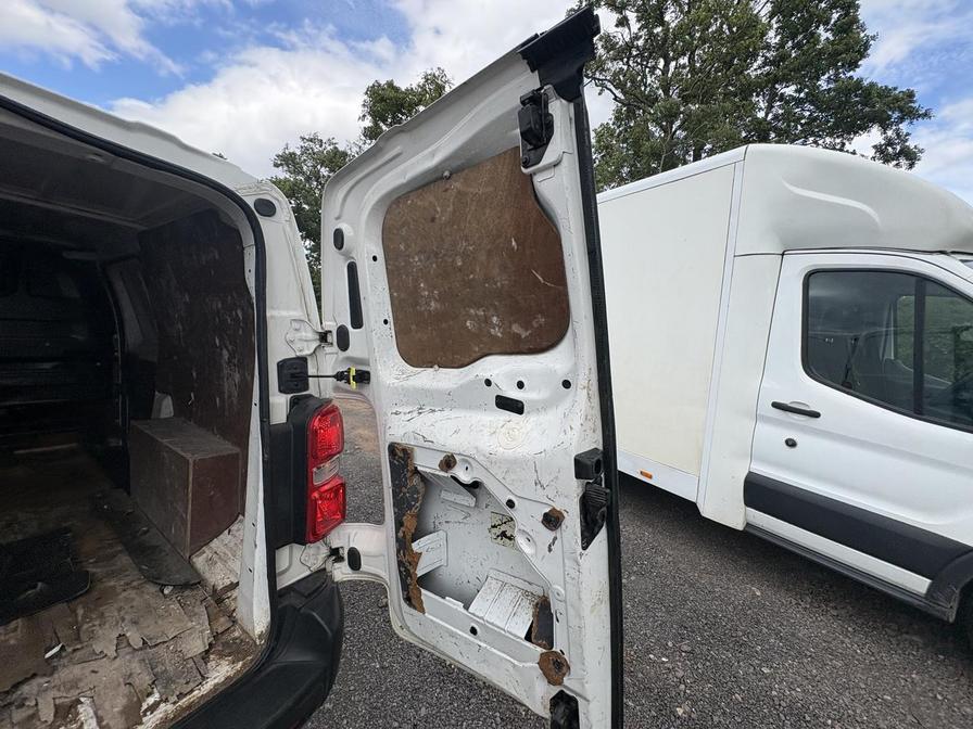 2019 Vauxhall Vivaro – Model: Vivaro  3100 Edition S/S – DV69LKA