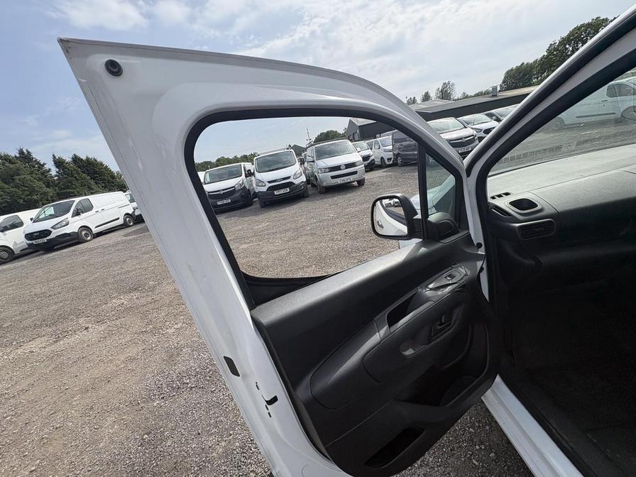 2020 Citroen Berlingo – Model: Berlingo 650 Enterprise Blue HDi – FY20FVT