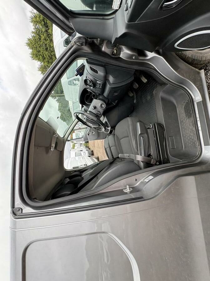 2018 Vauxhall Vivaro – Model: Vivaro 2700 Sport CDTi BT S/S – KU68VUX