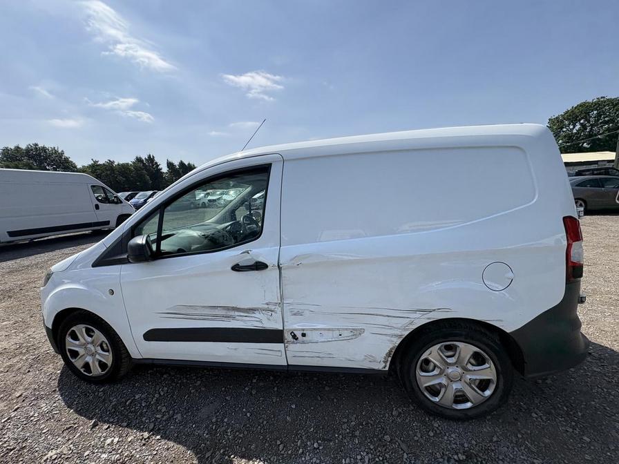 2015 Ford Transit Courier – Model: Transit Courier Base TDCi – MW64YHS