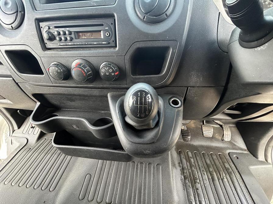 2011 Vauxhall Movano – Model: Movano F3500 L2H2 CDTi 100 – EJ60NHP