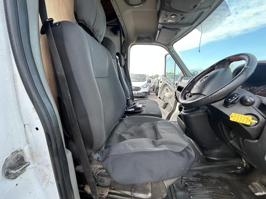 2011 Vauxhall Movano – Model: Movano F3500 L2H2 CDTi 100 – EJ60NHP
