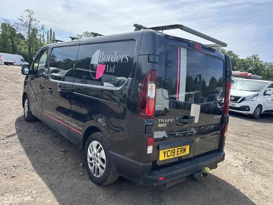 2019 Renault Trafic – Model: Trafic LL29 Sport Nav Energy dCi – YC19ERM