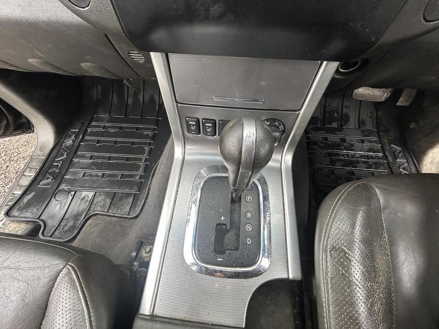 2010 Nissan Navara – Model: Navara Outlaw Double Cab dCi Auto – HJ60ZZO