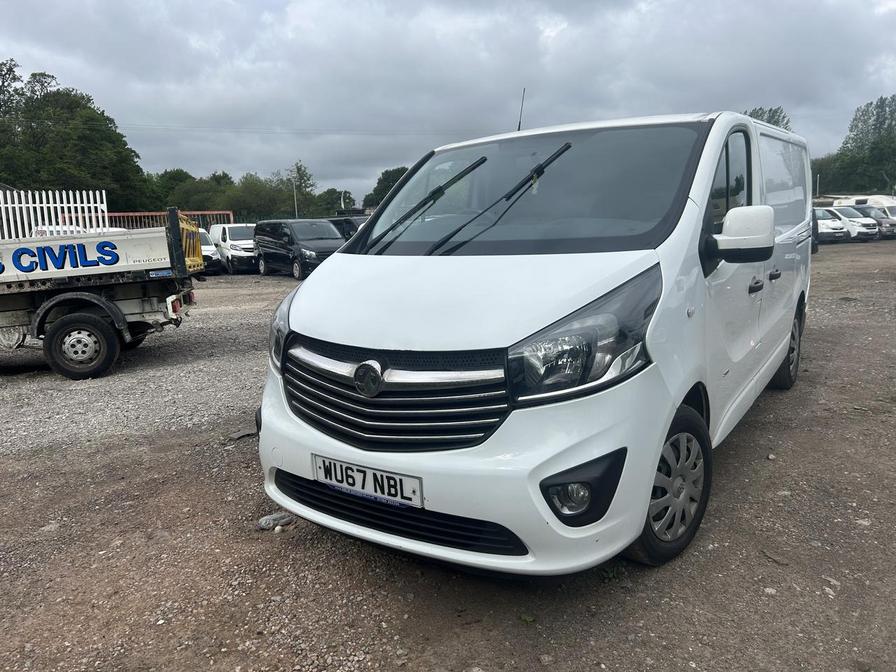 2017 Vauxhall Vivaro – Model: Vivaro 2900 Sportive CDTi Bi-T S/S – WU67NBL