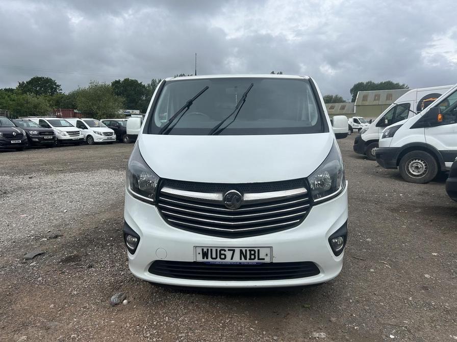 2017 Vauxhall Vivaro – Model: Vivaro 2900 Sportive CDTi Bi-T S/S – WU67NBL