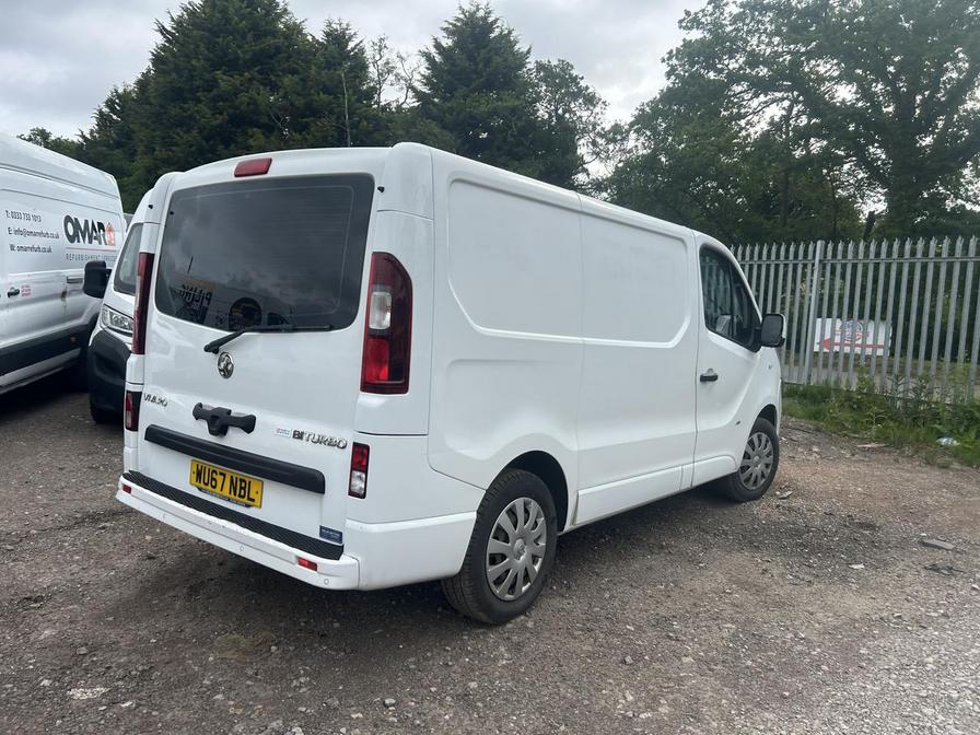 2017 Vauxhall Vivaro – Model: Vivaro 2900 Sportive CDTi Bi-T S/S – WU67NBL