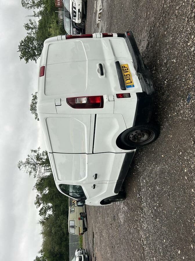 2015 Renault Trafic – Model: Trafic SL27 Business+ dCi – LX15VEP