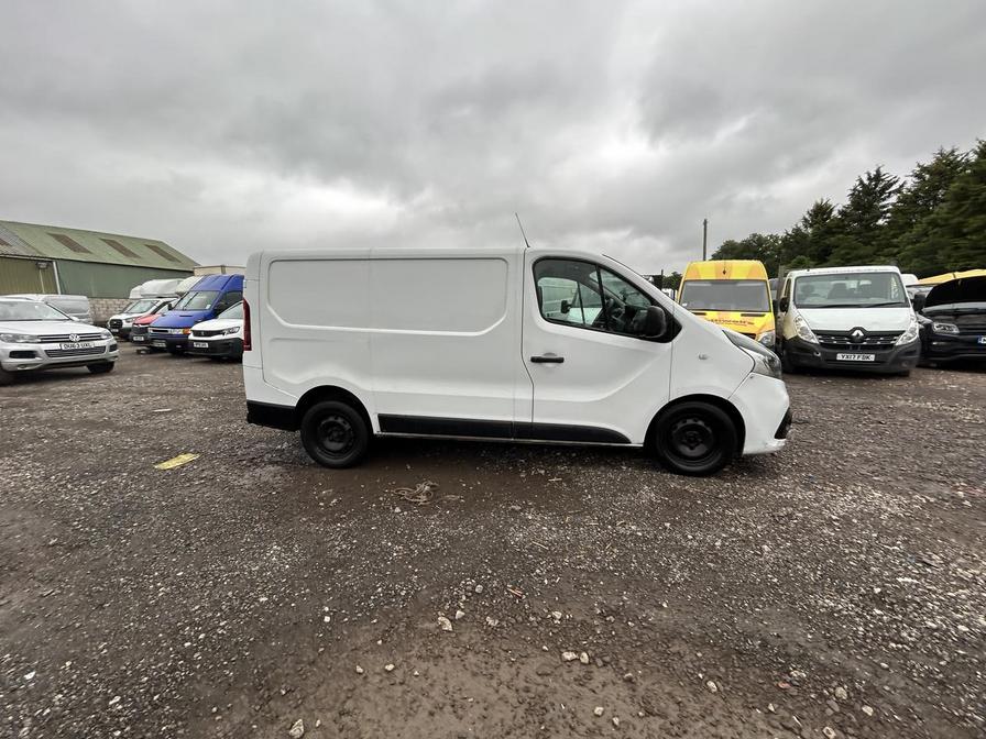 2015 Renault Trafic – Model: Trafic SL27 Business+ dCi – LX15VEP