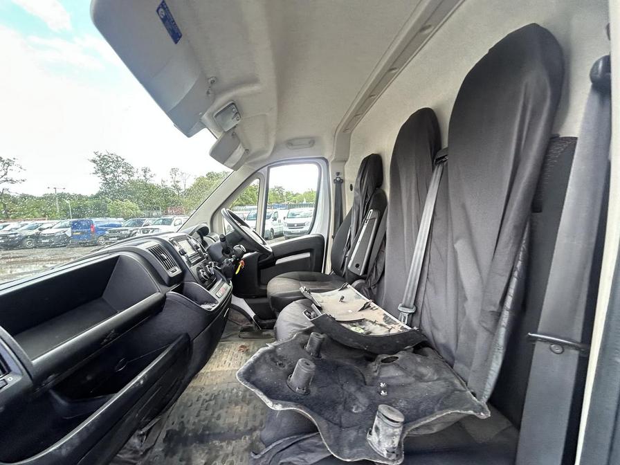 2022 Citroen Relay – Model: Relay 35 L3H2 Enterprise Blue HDi S/S – ML22YSK