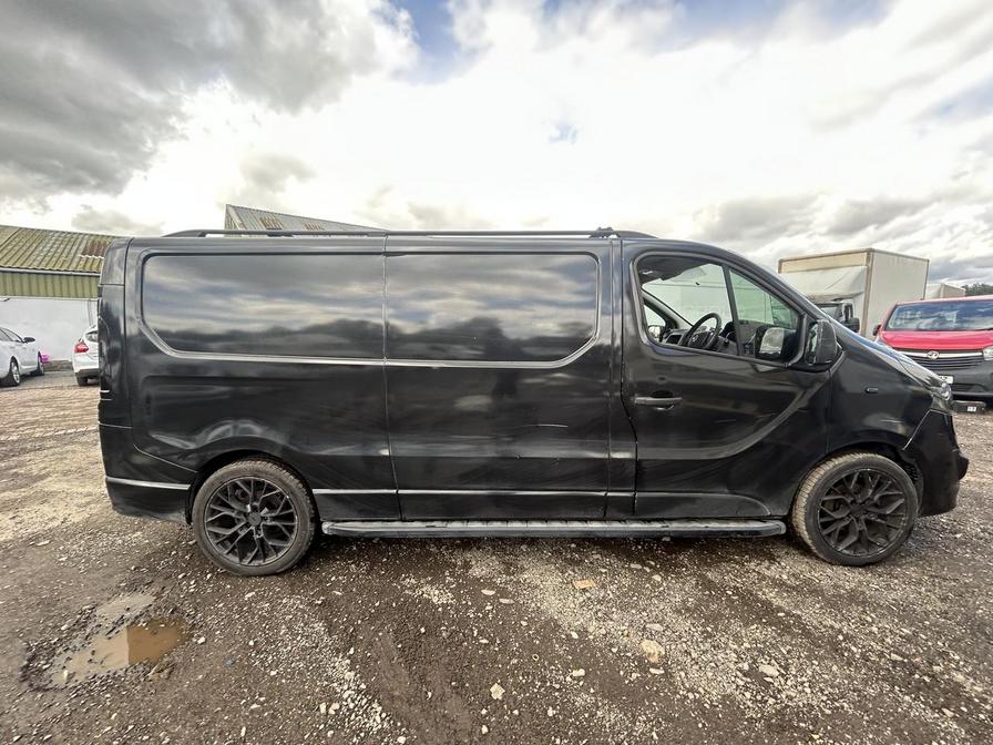 2015 Vauxhall Vivaro – Model: Vivaro  2900 Sportive CDTi – DX15UGC