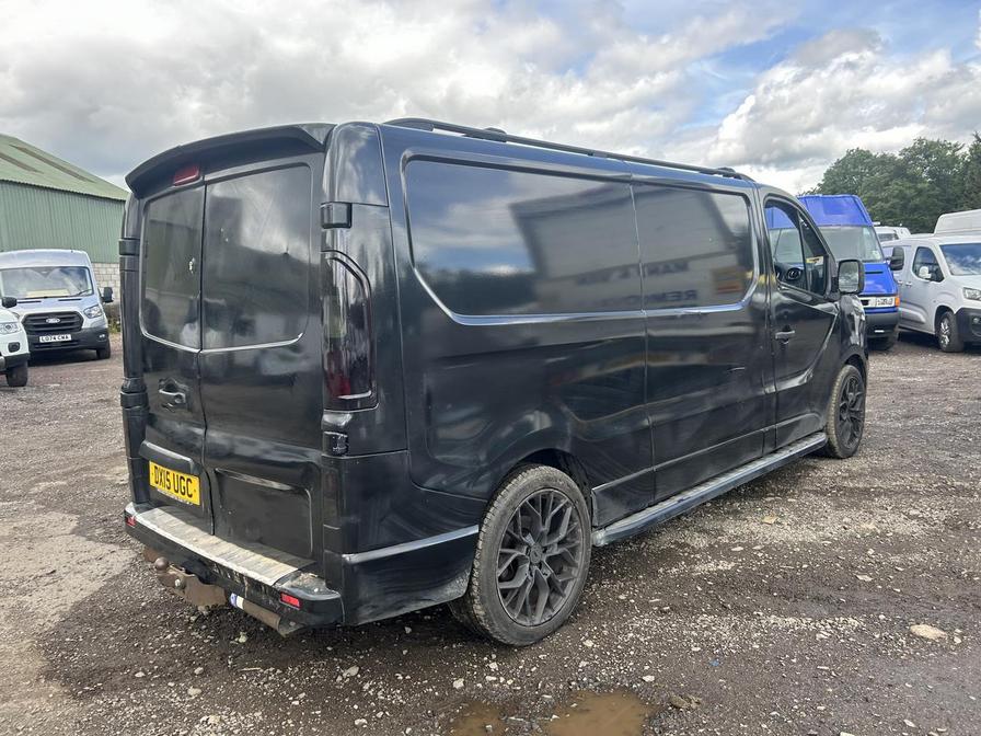 2015 Vauxhall Vivaro – Model: Vivaro  2900 Sportive CDTi – DX15UGC