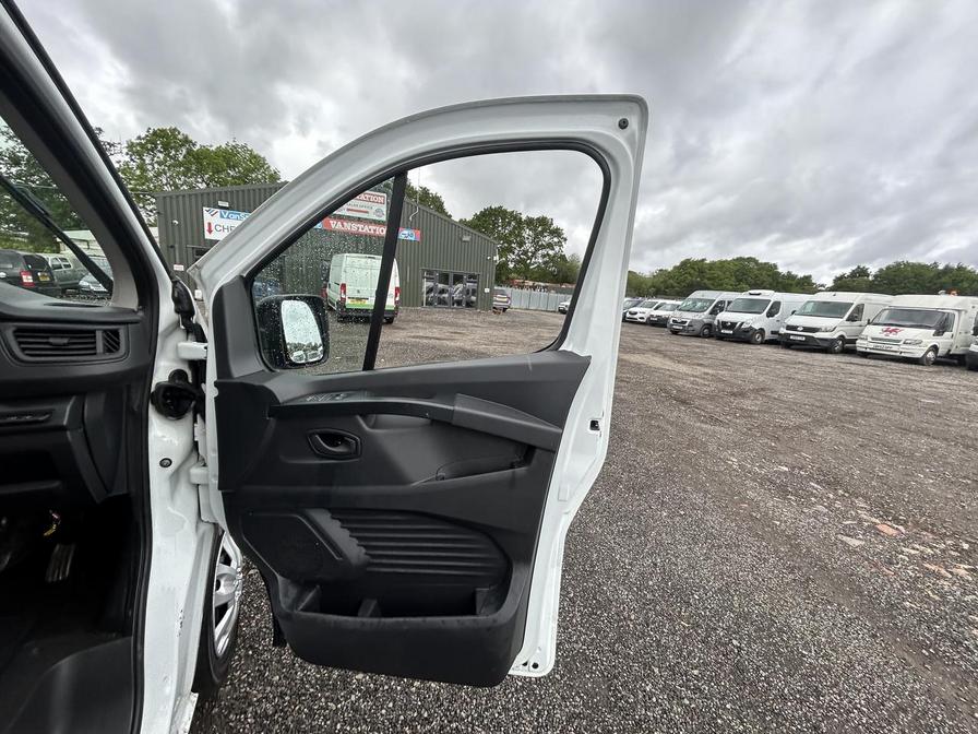 2022 Renault Trafic – Model: Trafic SL28 Business+ Blue dCi – WR72MVM