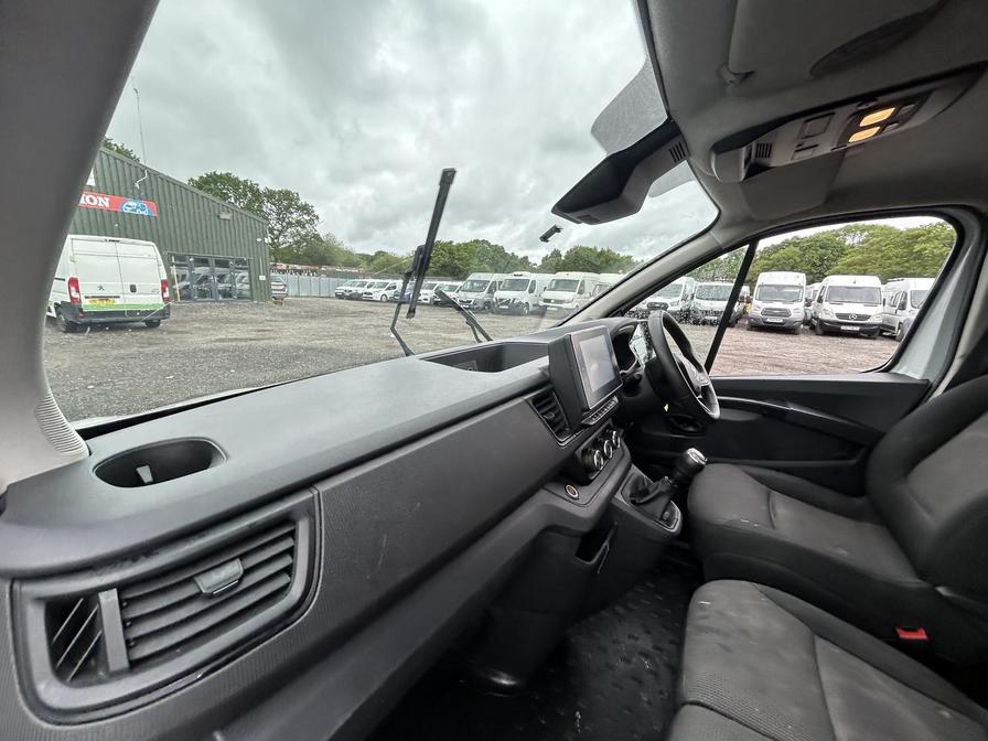 2022 Renault Trafic – Model: Trafic SL28 Business+ Blue dCi – WR72MVM