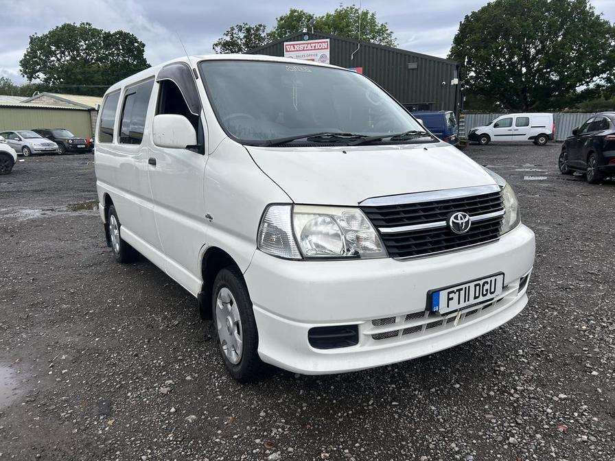 2011 Toyota HIAce – Model: Hiace 280 D-4D 95 SWB – FT11DGU