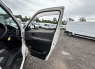 2011 Toyota HIAce – Model: Hiace 280 D-4D 95 SWB – FT11DGU