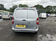 2019 Vauxhall Combo – Model: Combo 2300 Sportive S/S – DT19CDE