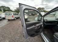 2019 Vauxhall Combo – Model: Combo 2300 Sportive S/S – DT19CDE