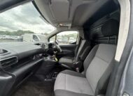 2019 Vauxhall Combo – Model: Combo 2300 Sportive S/S – DT19CDE
