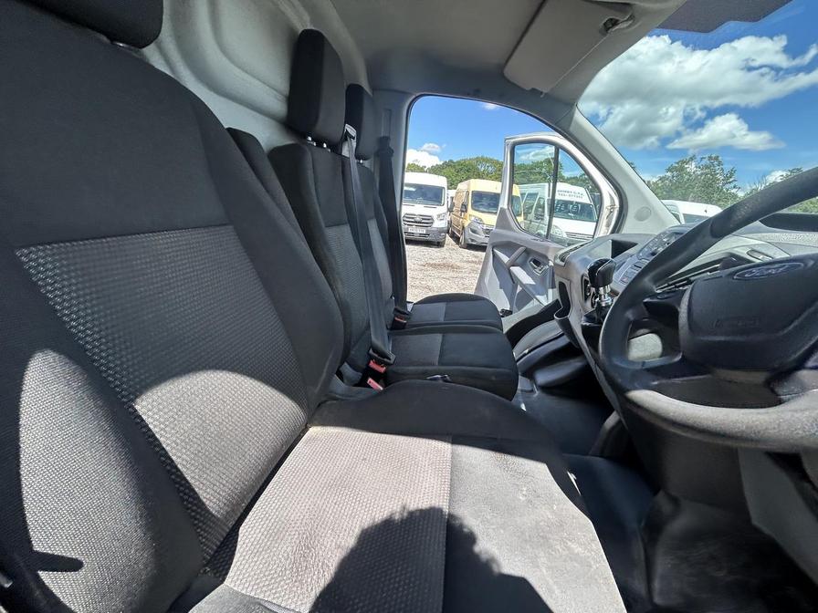 2015 Ford Transit Custom – Model: Transit Custom 290 E-Tech – BG15YFN