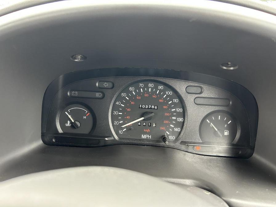 2002 Ford Transit – Model: Transit – YN02UYK