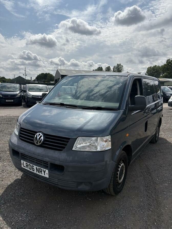 2006 Volkswagen Transporter – Model: Transporter T28 130 TDI – LR06NRY