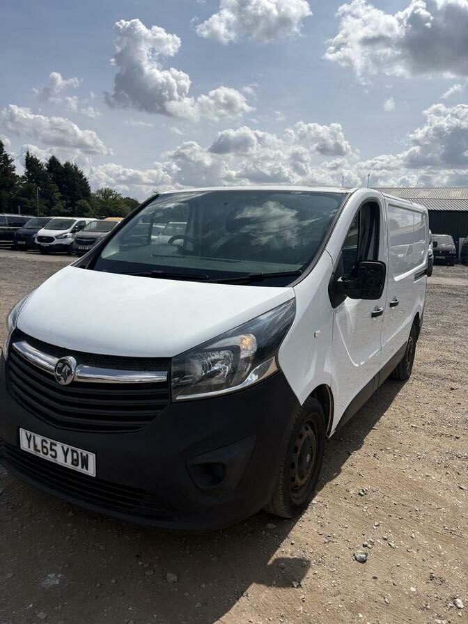2016 Vauxhall Vivaro – Model: Vivaro  2700 CDTI – YL65YDW