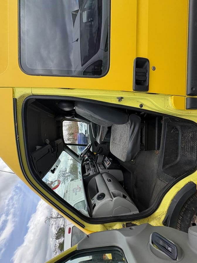 2007 Renault Master – Model: Master 100.35 LWB – PN07JJO