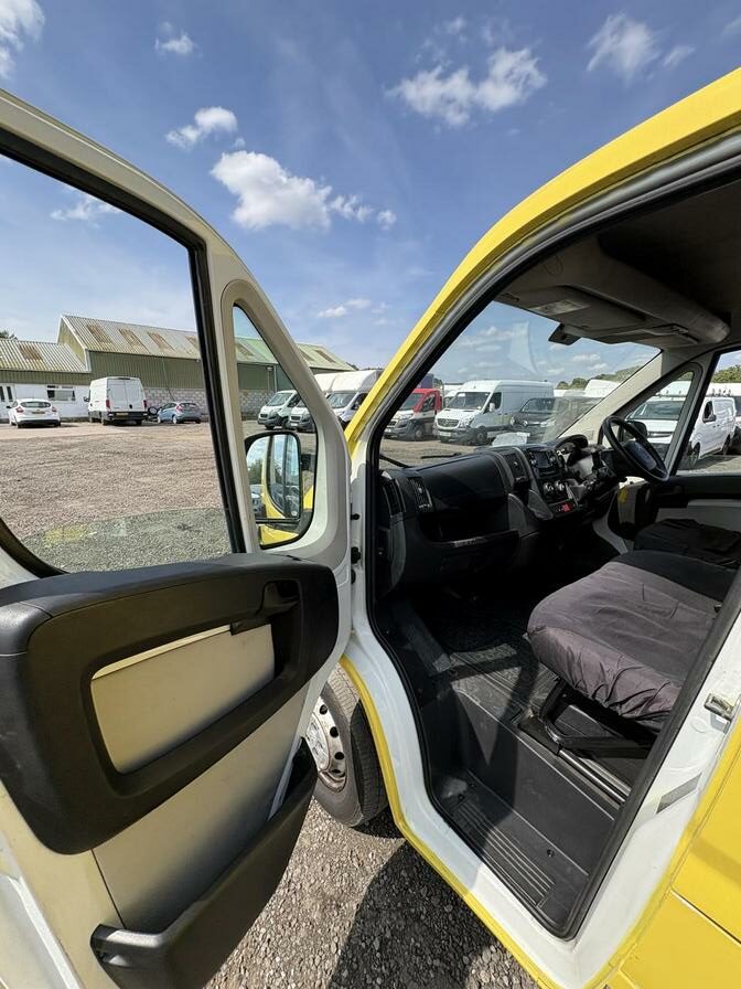 2020 Citroen Relay – Model: Relay 33 L1H1 Enterprise Blue HDi S/S – FY69HVM