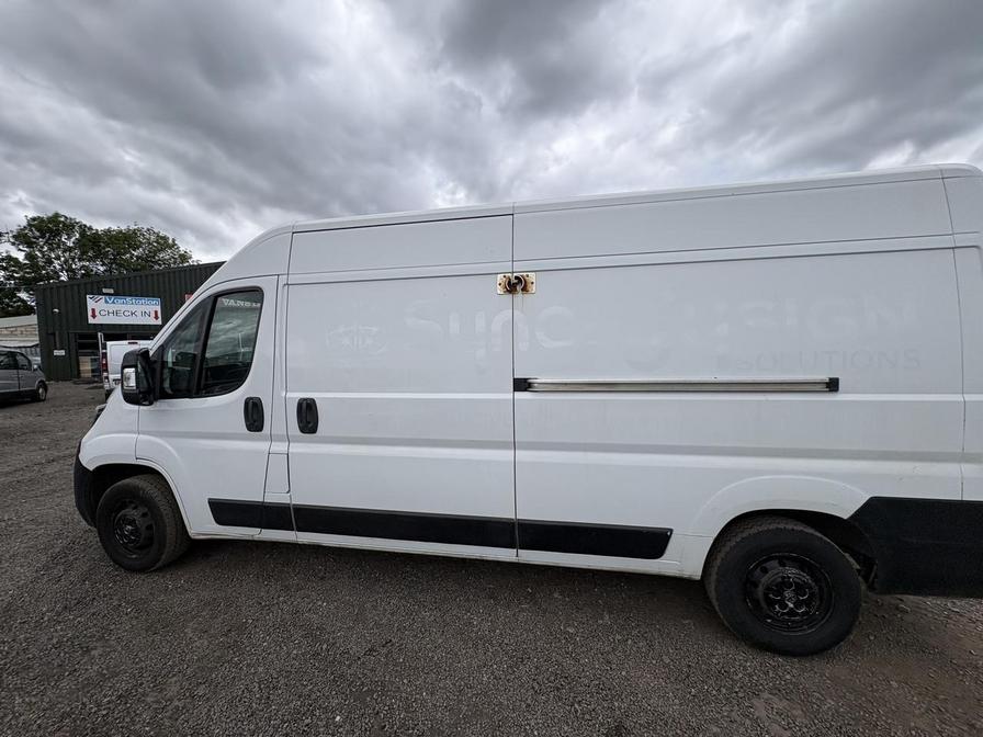 2021 Peugeot Boxer – Model: Boxer 335 Professional L3H2 Blue HDi – NL21LFT