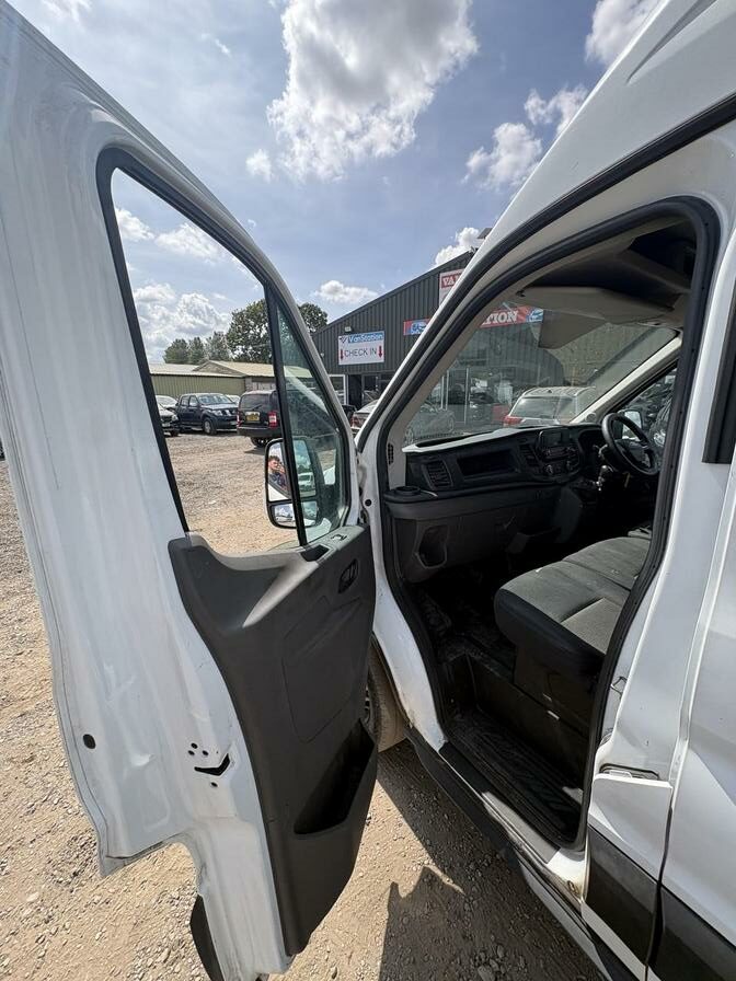 2021 Ford Transit – Model: Transit 350 Leader EcoBlue – BD21WKO