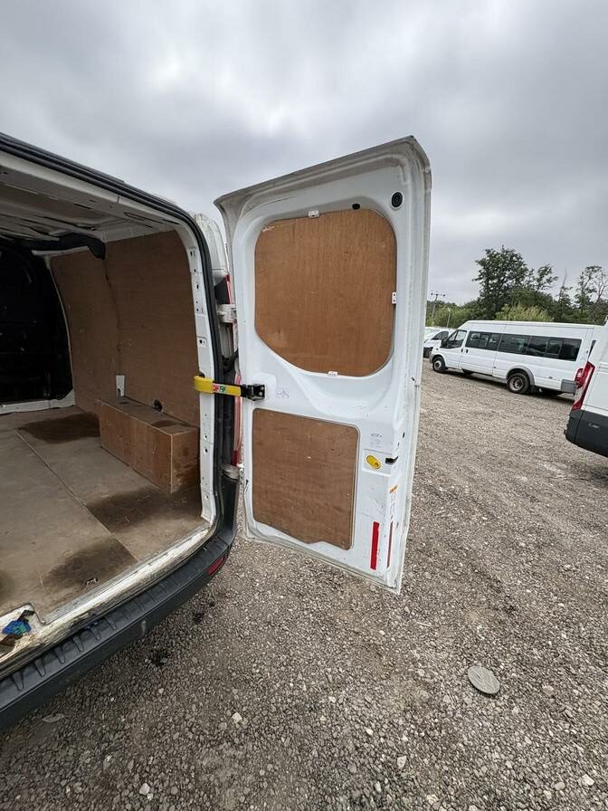 2016 Ford Transit Custom – Model: Transit Custom 290 E-Tech – BD16YWP