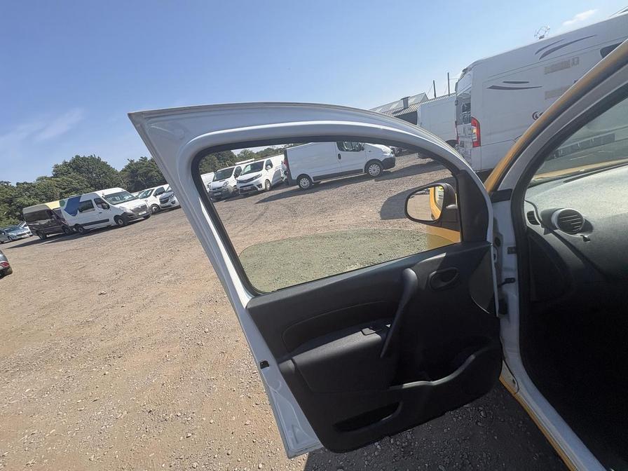 2021 Renault Kangoo – Model: Kangoo ML19 Business Energy dCi – MT71UZA