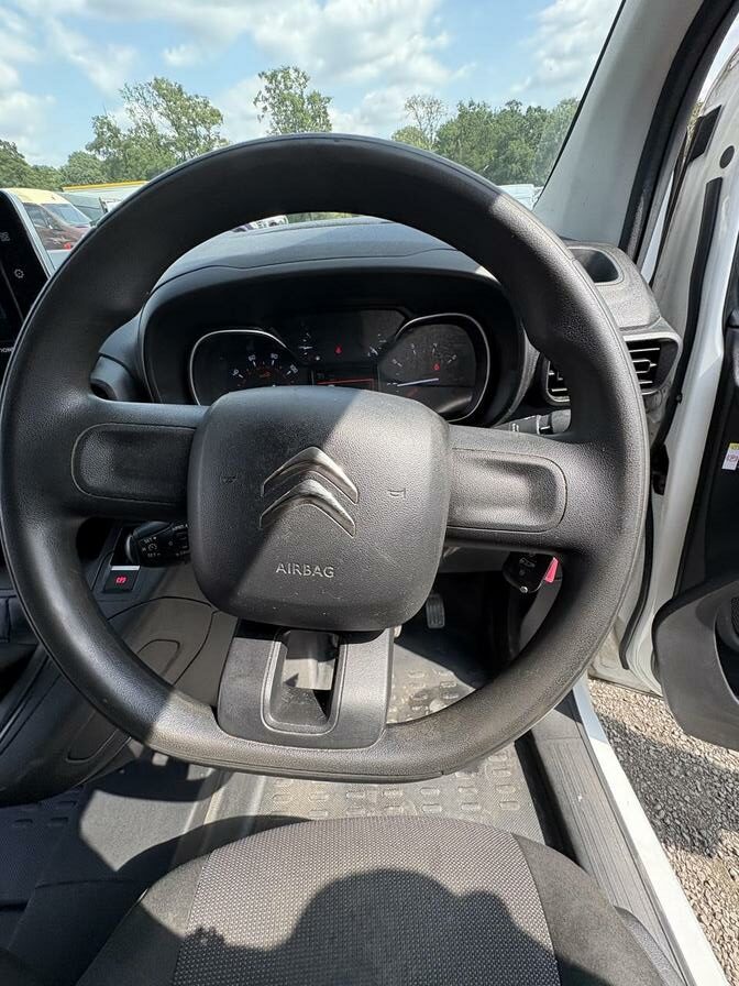 2021 Citroen Berlingo – Model: Berlingo 1000 Enterprise Professional Blue HDi – WP71NUK