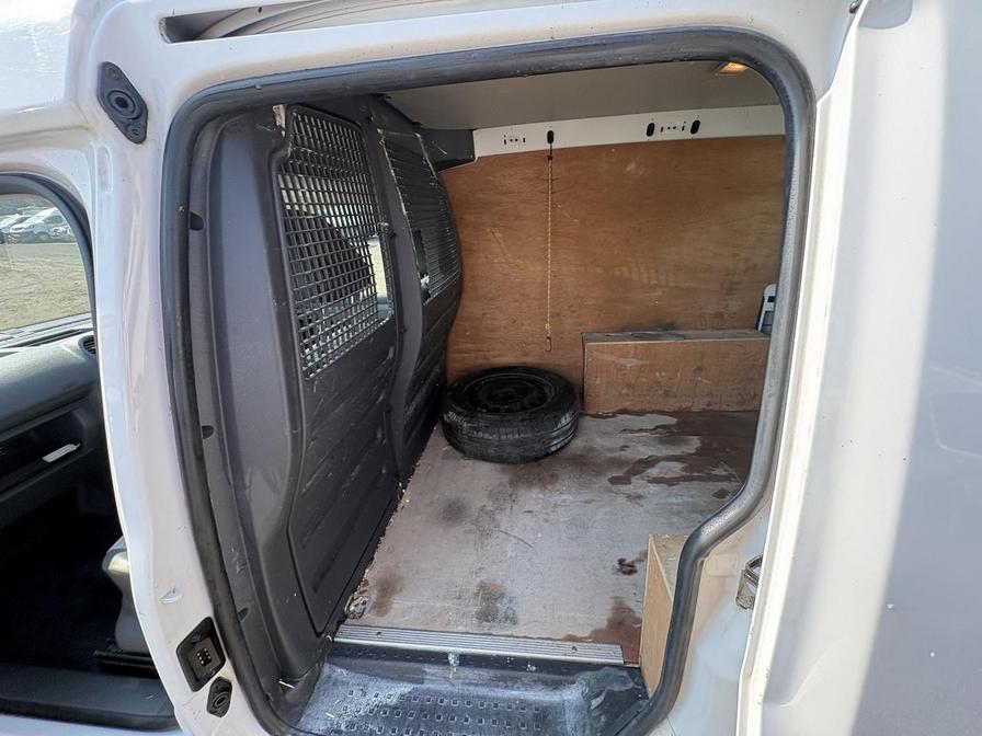 2013 Volkswagen Caddy – Model: Caddy C20 Startline TDI – BN63HMD