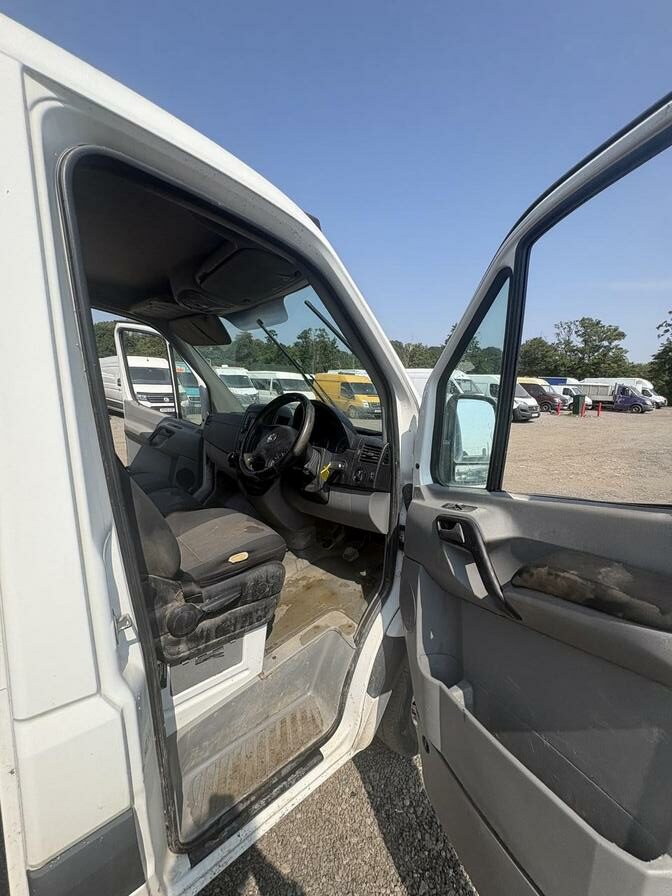 2015 Volkswagen Crafter – Model: Crafter CR35 TDI – OU15WHB