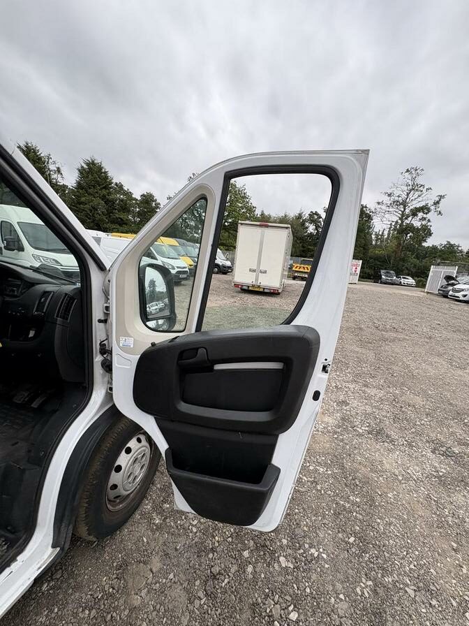2021 Citroen Relay – Model: Relay 35 Heavy L4H2 Enterprise Blue HDi S/S – LE21RBU