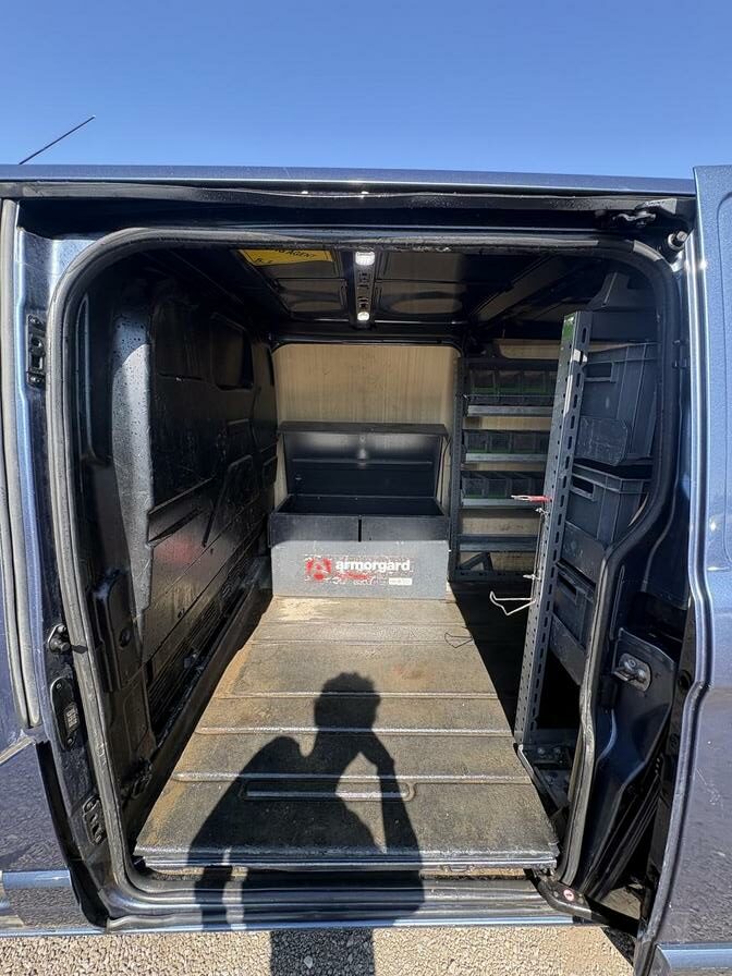 2022 Ford Transit Custom – Model: Transit Custom 280 Limited EcoBlue – YF22ZBY