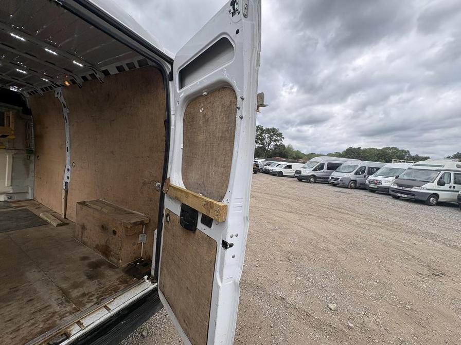2021 Peugeot Boxer – Model: Boxer 335 Professional L3H2 Blue HDi – NL21LFT