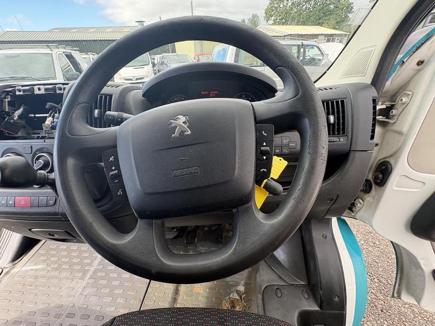 2016 Peugeot Boxer – Model: Boxer 335 Professional L3H2 HDi – HY16UYK