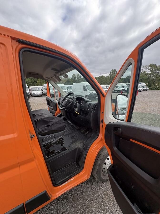 2021 Citroen Relay – Model: Relay 33 L1H1 Enterprise Blue HDi S/S – ME21OMT
