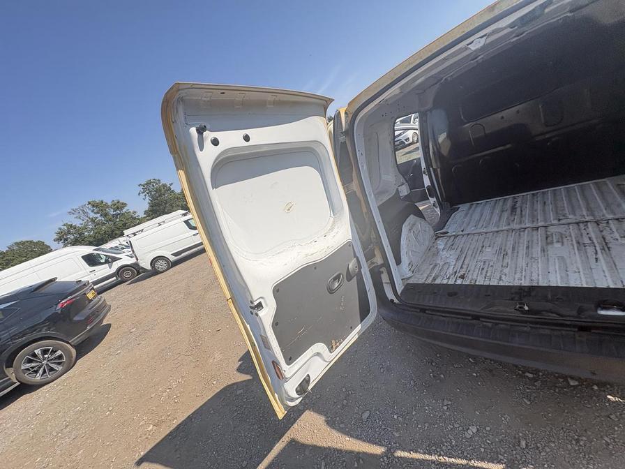 2021 Renault Kangoo – Model: Kangoo ML19 Business Energy dCi – MT71UZA